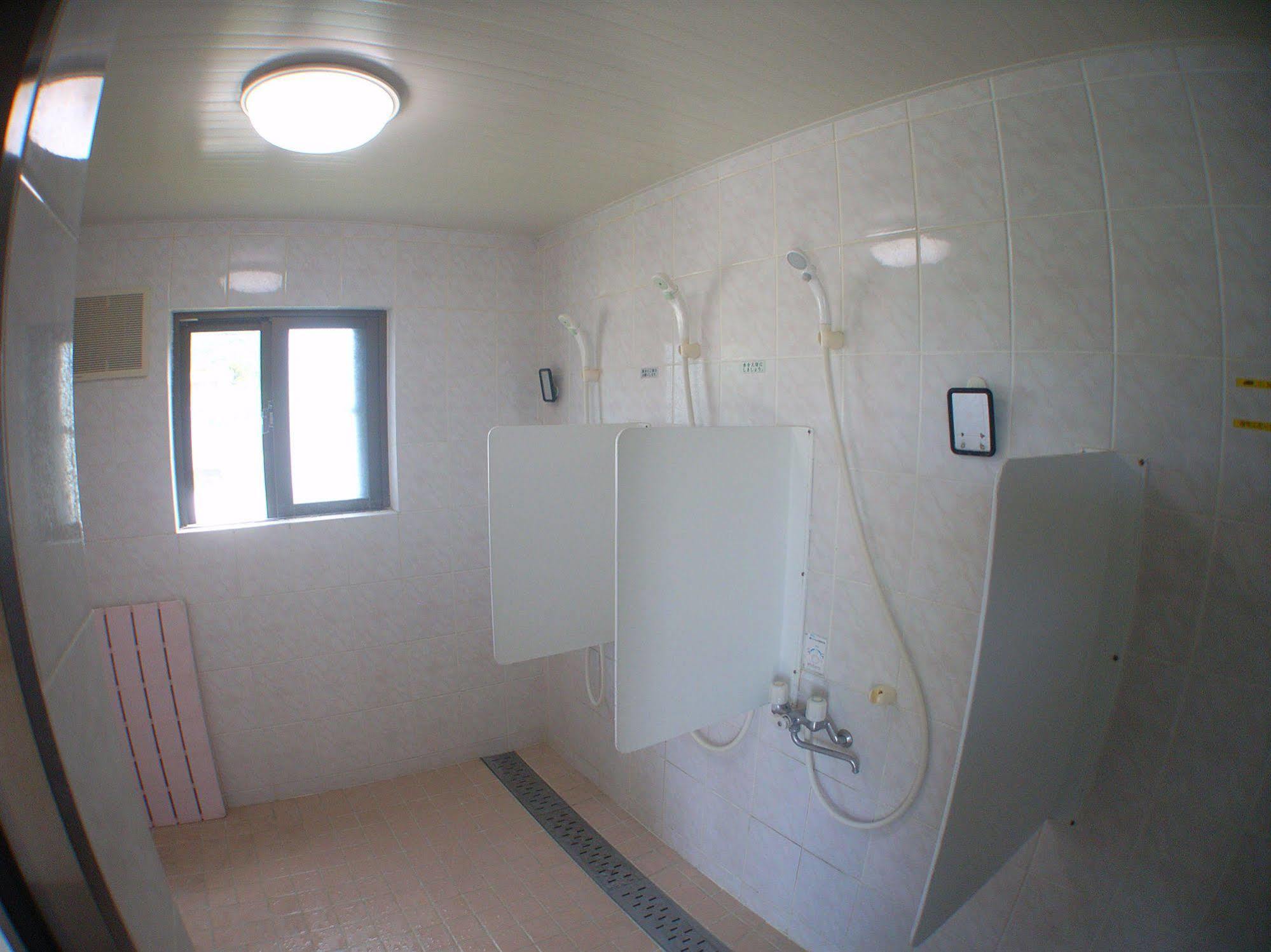 Minshuku Yadokari Hotel Zamami Bagian luar foto