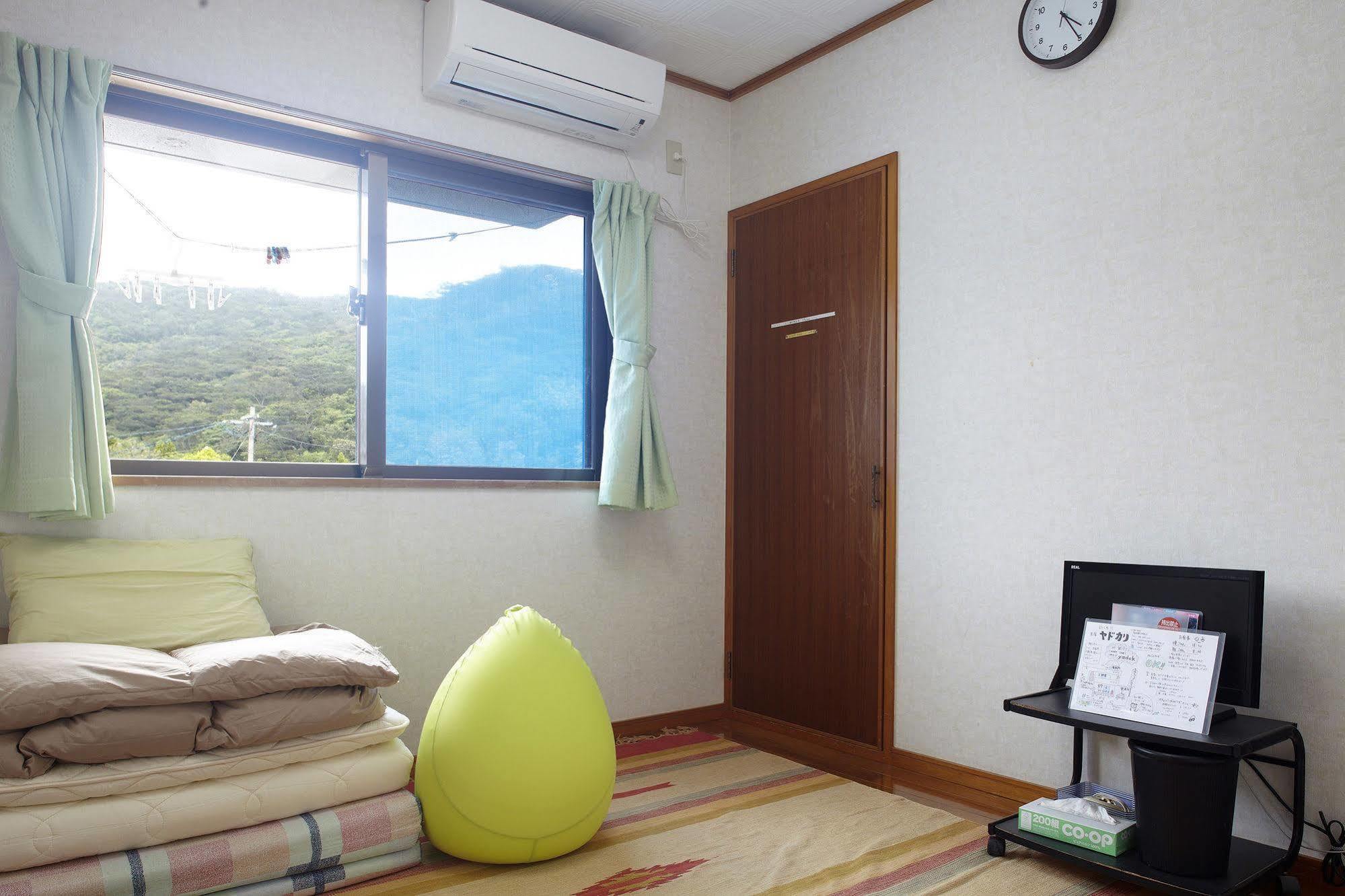 Minshuku Yadokari Hotel Zamami Bagian luar foto